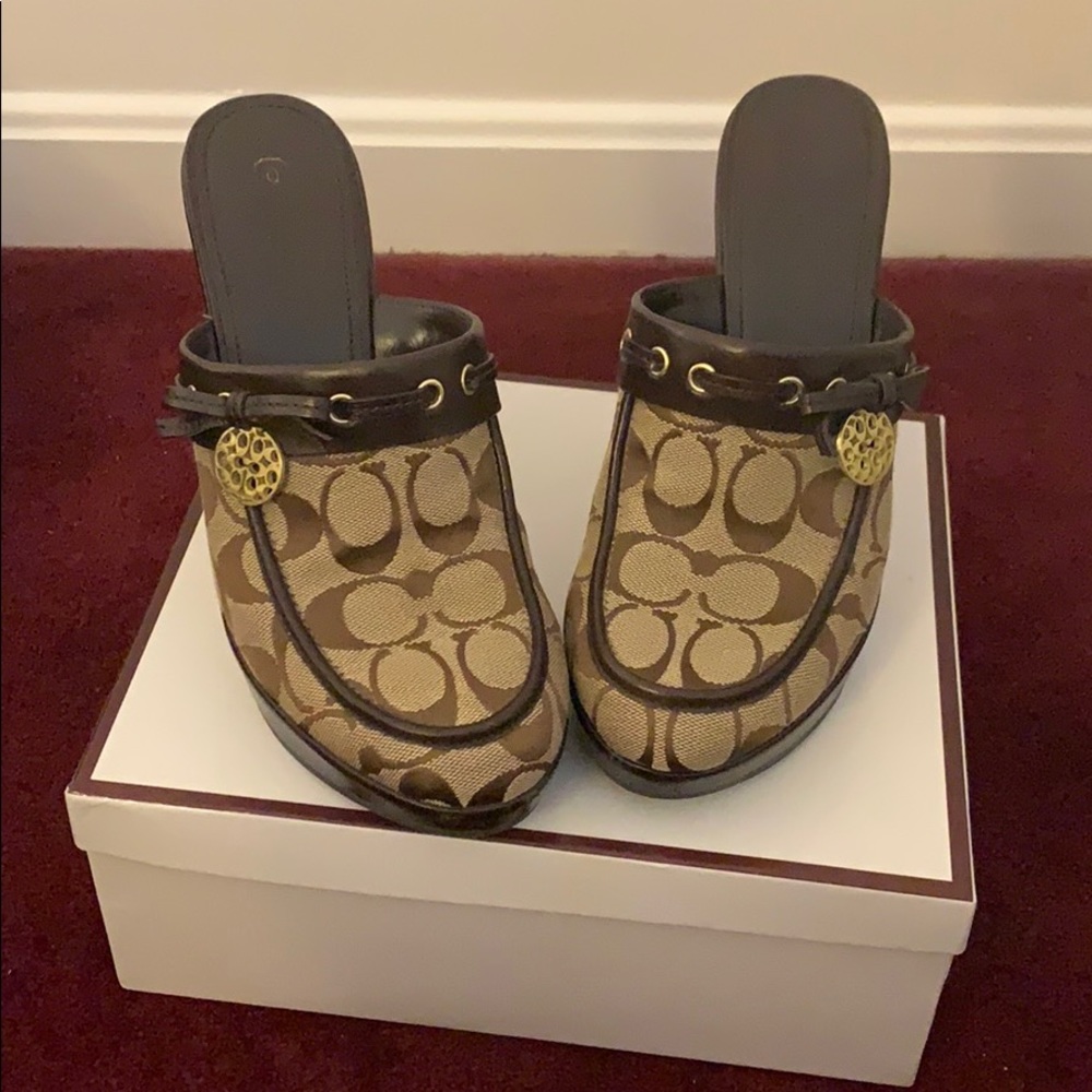 Coach shoes